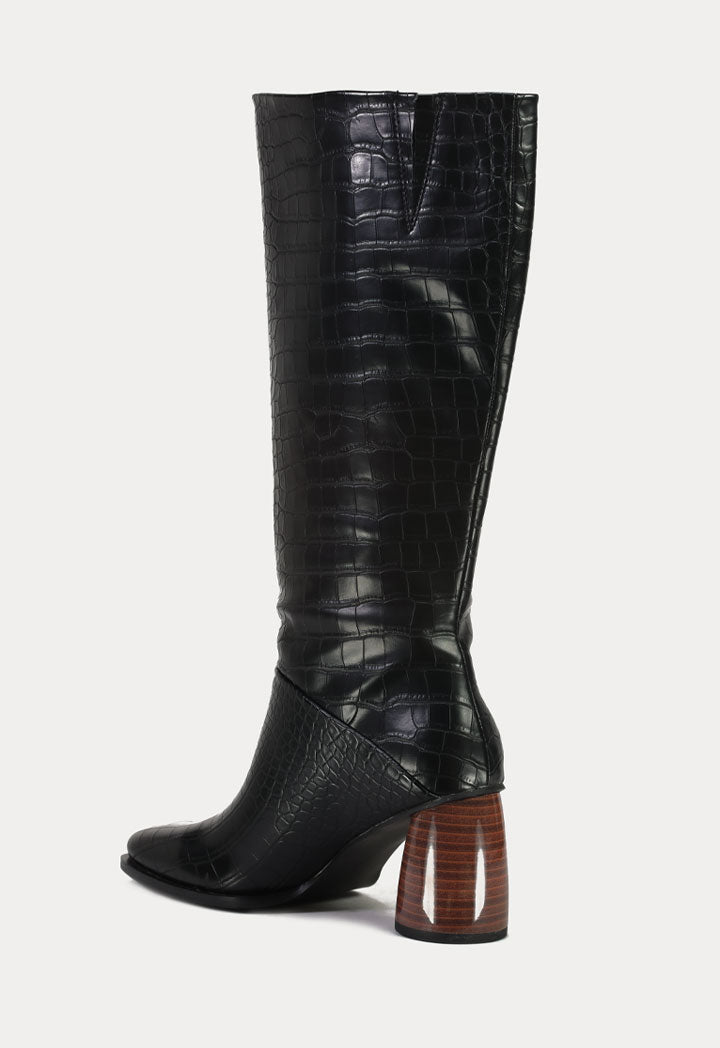 Round Heels Square Toe Quill Boots
