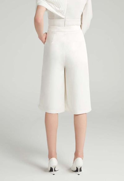 Solid Culottes With Pocket Detail