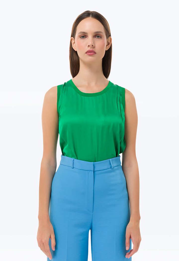Solid Sleeveless Blouse