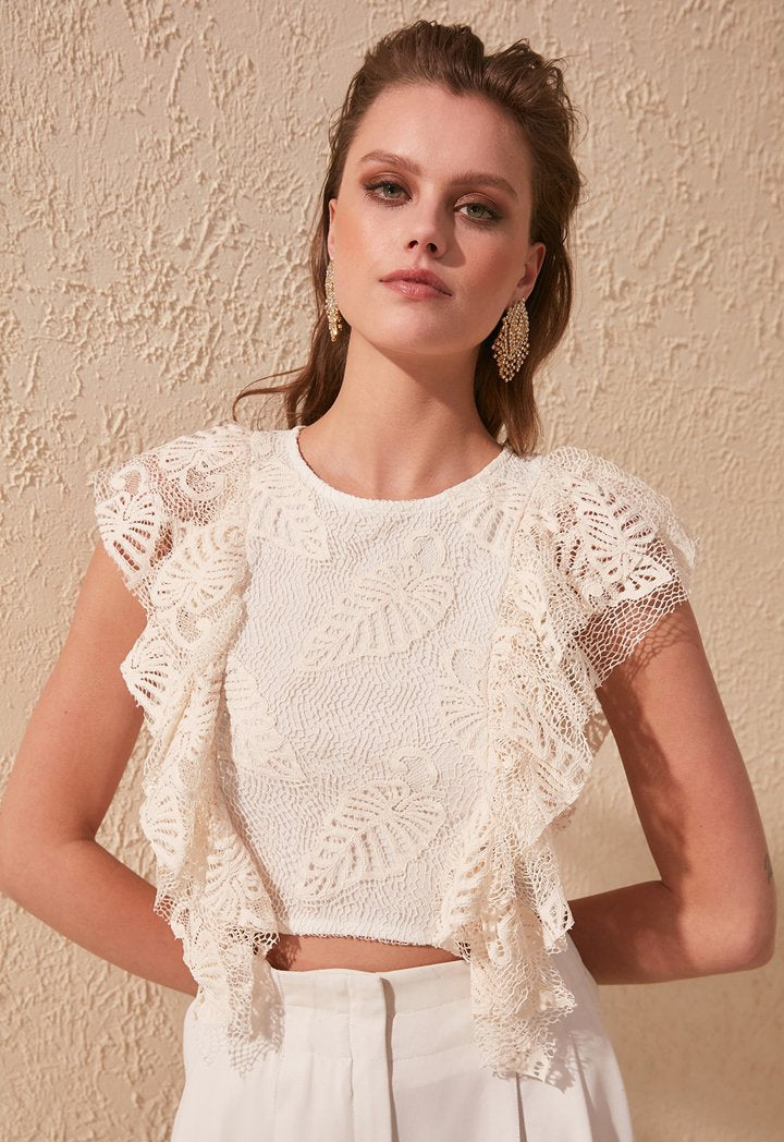 lace-detail-blouse
