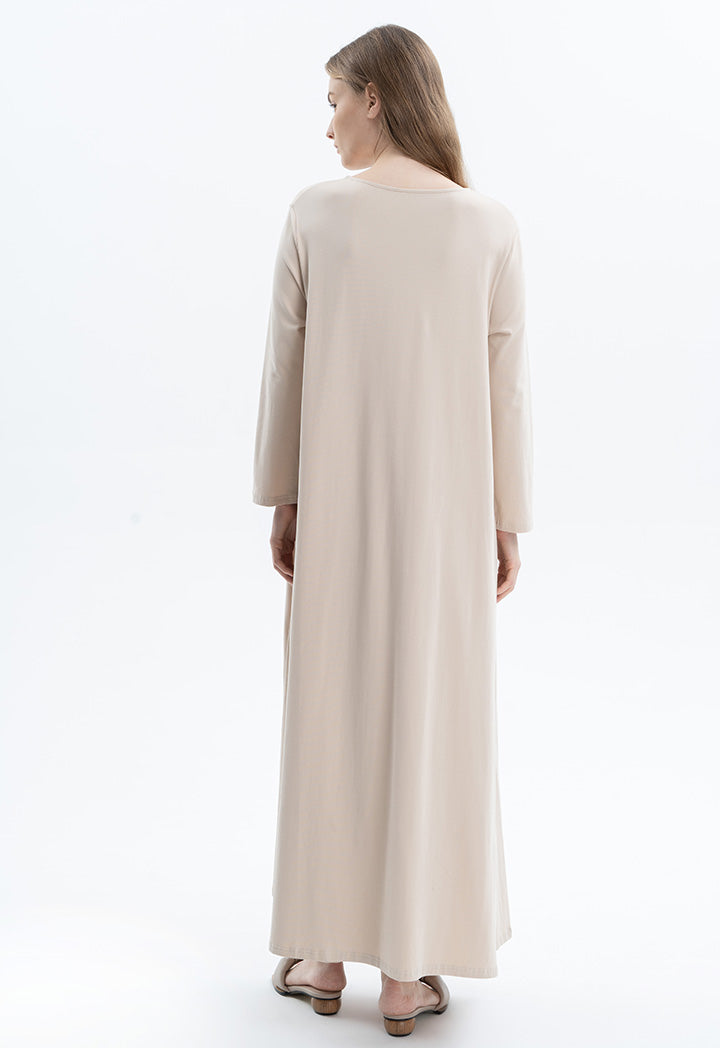 Classic Round Neck Solid Maxi Dress